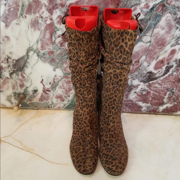 Vero Cuoio Shoes - Vero Cuoio Suede Taryn Rose Leopard boots size 40
